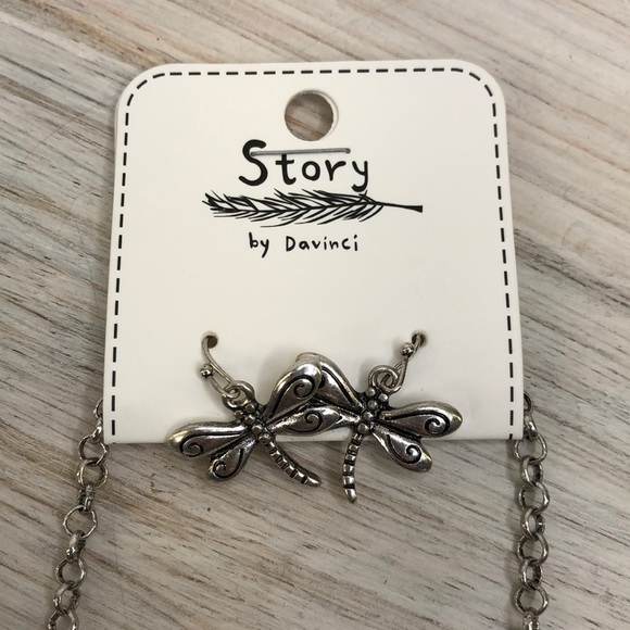 Story By Davinci Gold/Silver Dragonfly Necklace - Picture 4 of 6